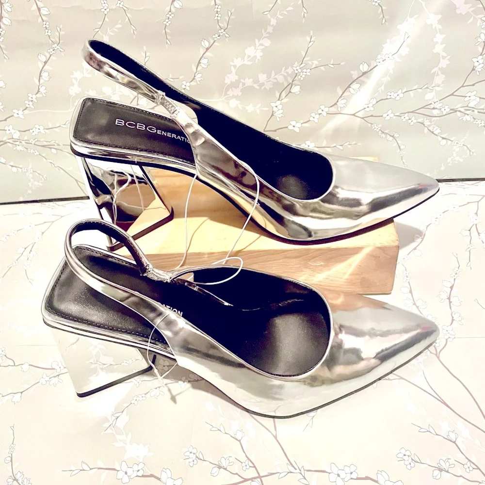 BCBGeneration Metallic Silver Slingback Pumps Women’s Size 8 New - Picture 5 of 6